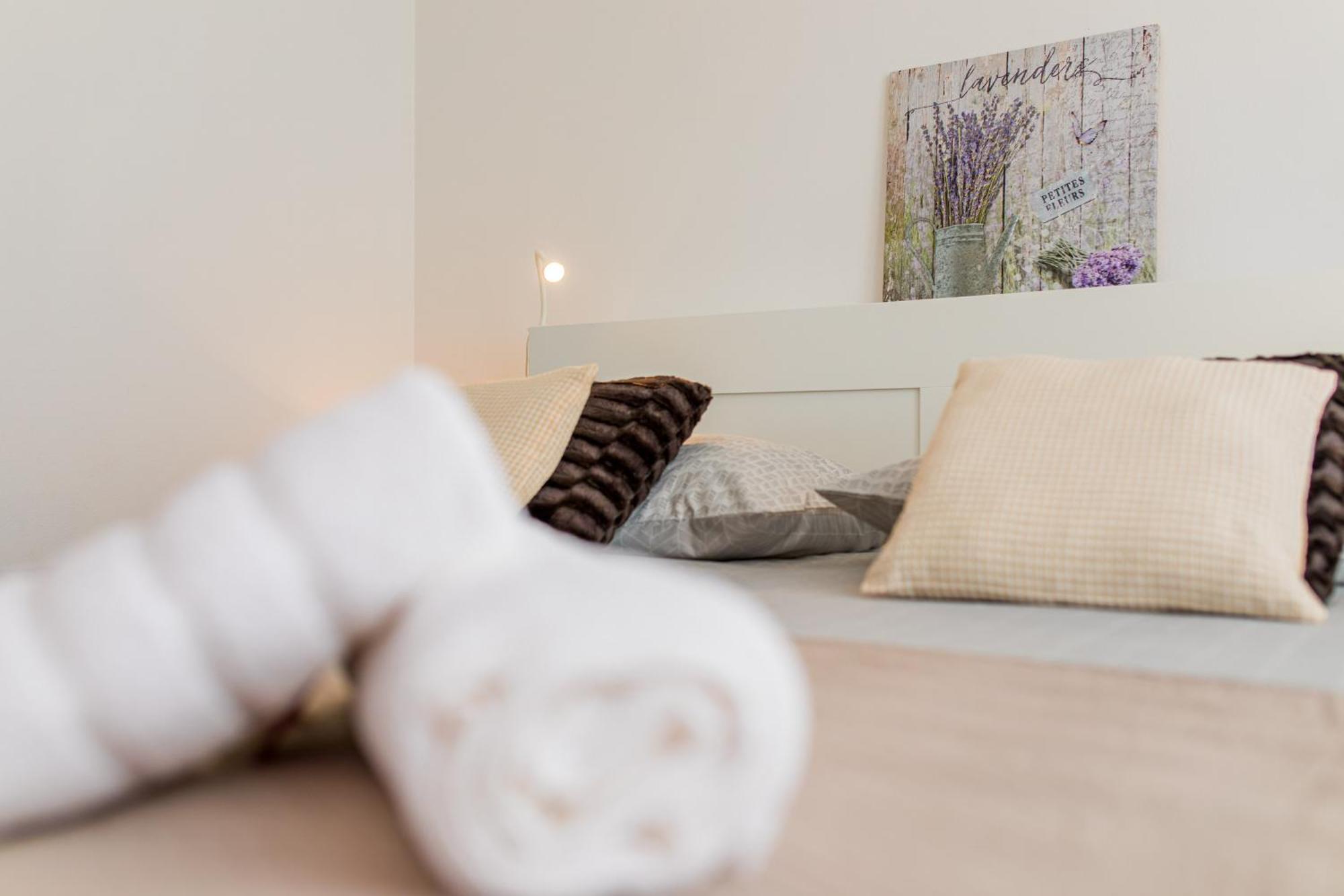 Apartment Soni A4 Krk Town Eksteriør bilde